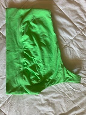 lululemon Align™ Asymmetrical Bra A/B- pistachio